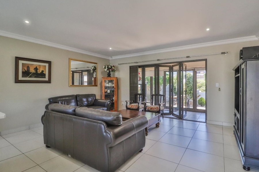 3 Bedroom Property for Sale in Island View Western Cape